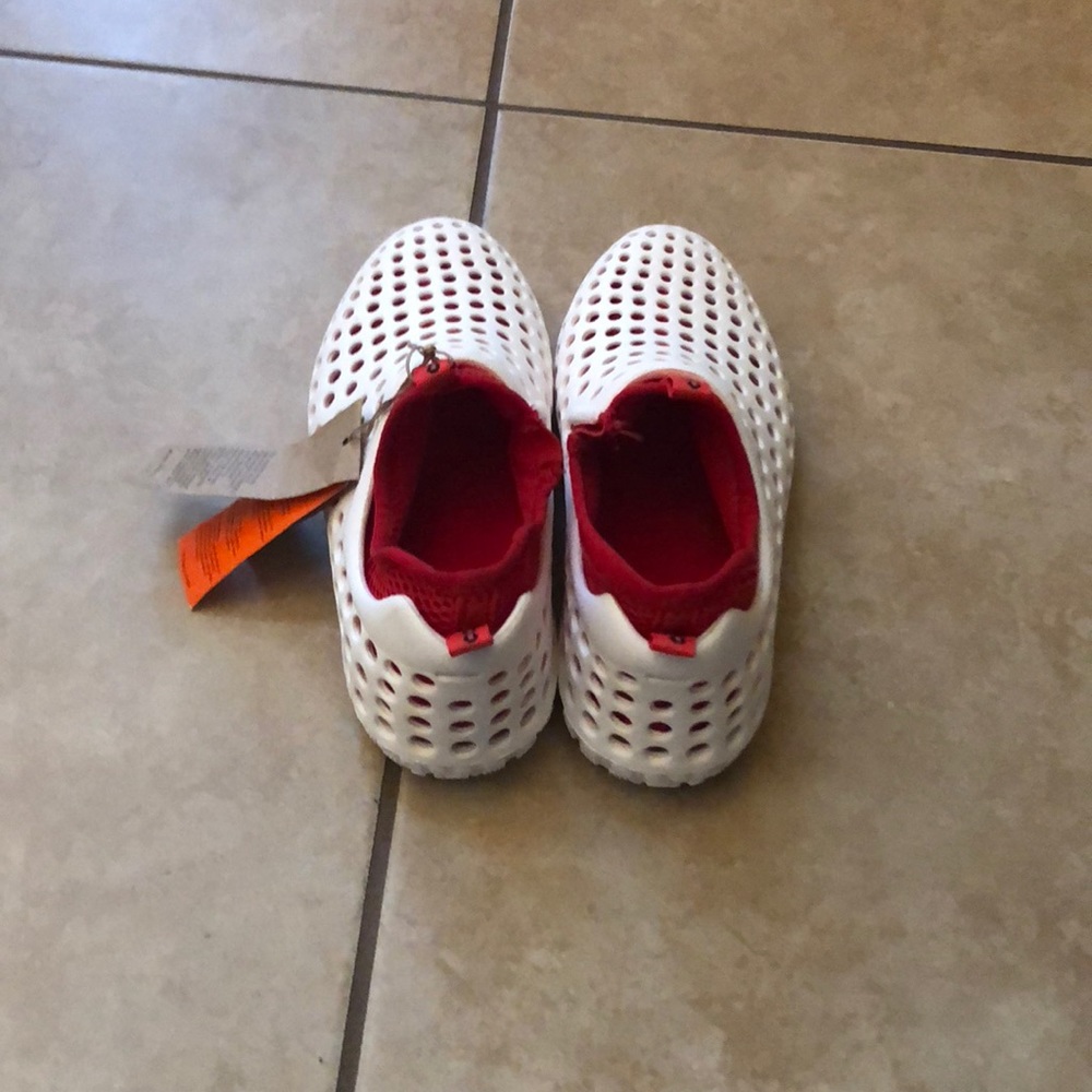 Shoes - Picture 2 of 3